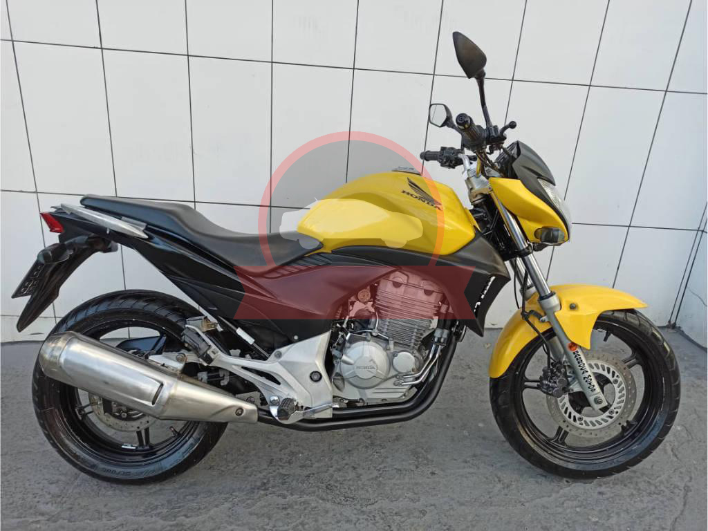 HONDA CB 300 R AMARELA