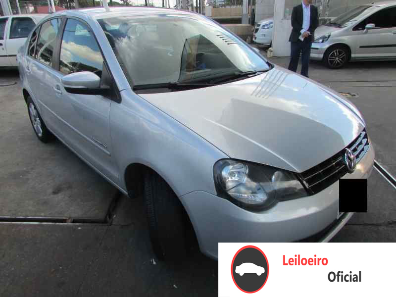 VOLKSWAGEN POLO SEDAN 1.6 COMFORT